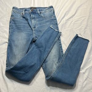 Like new Abercrombie jeans. Size 2 regular/26.